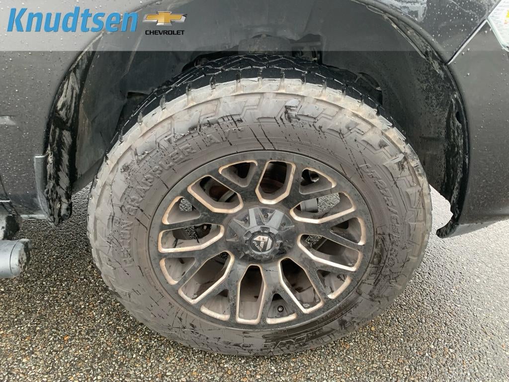 2018 RAM 1500 Express Crew Cab 4x4 5'7" Box