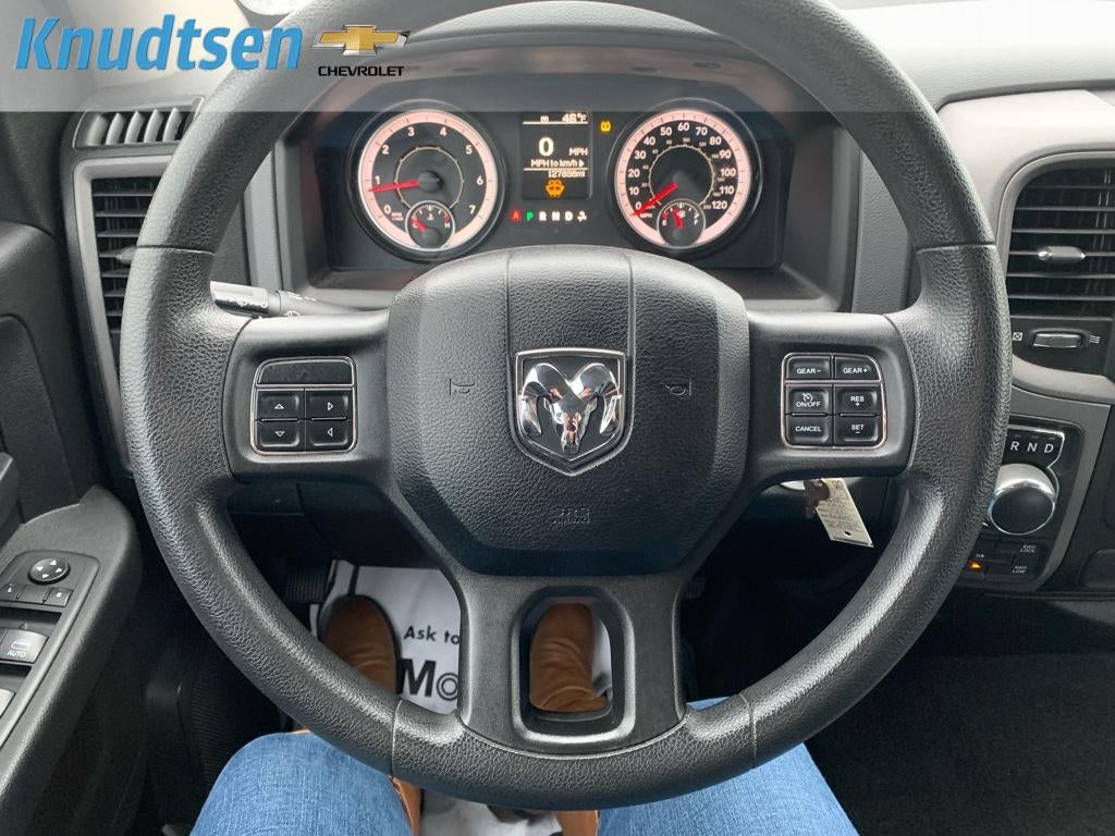 2018 RAM 1500 Express Crew Cab 4x4 5'7" Box