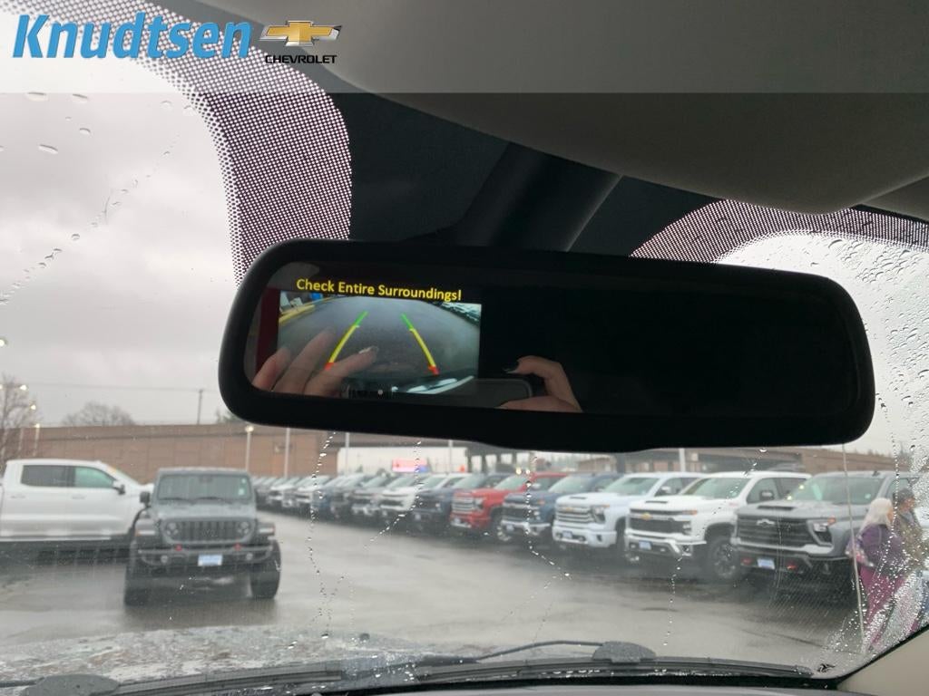 2018 RAM 1500 Express Crew Cab 4x4 5'7" Box