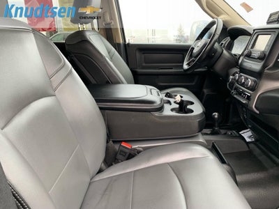 2019 RAM 2500 Tradesman Crew Cab 4x4 6'4" Box