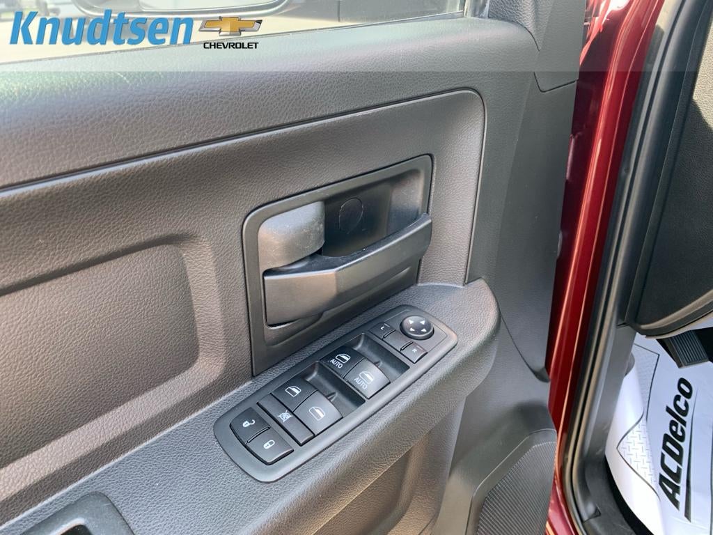 2018 RAM 2500 Tradesman Crew Cab 4x4 6'4" Box