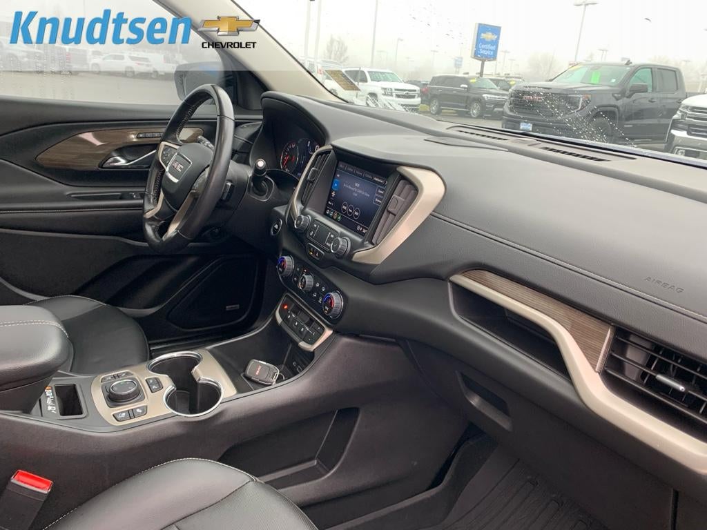 2022 GMC Terrain Denali