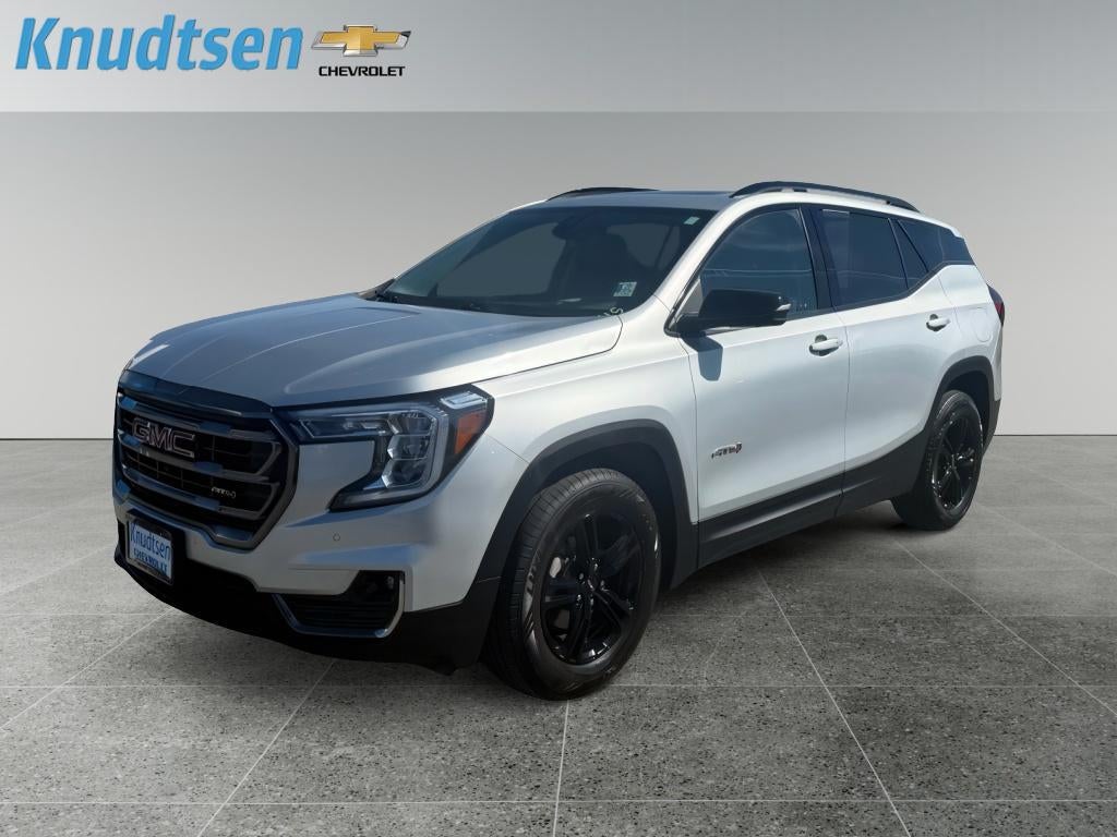 2022 GMC Terrain AT4