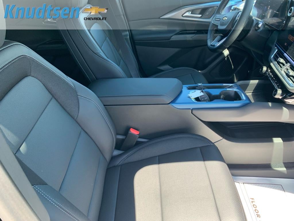 2026 Chevrolet Equinox EV 2LT - Photo 11