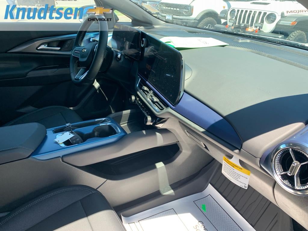 2026 Chevrolet Equinox EV 2LT - Photo 12