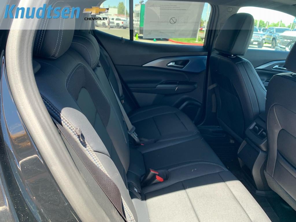 2026 Chevrolet Equinox EV 2LT - Photo 13