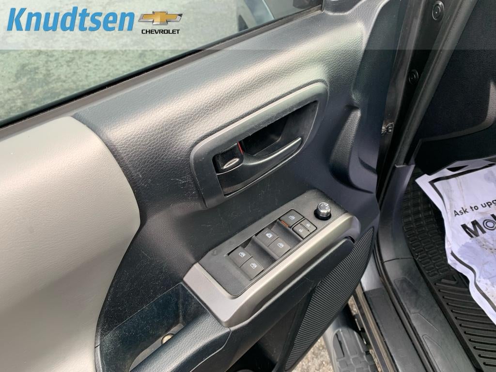 2018 Toyota Tacoma SR