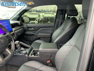 2024 Toyota Tacoma 4WD SR5