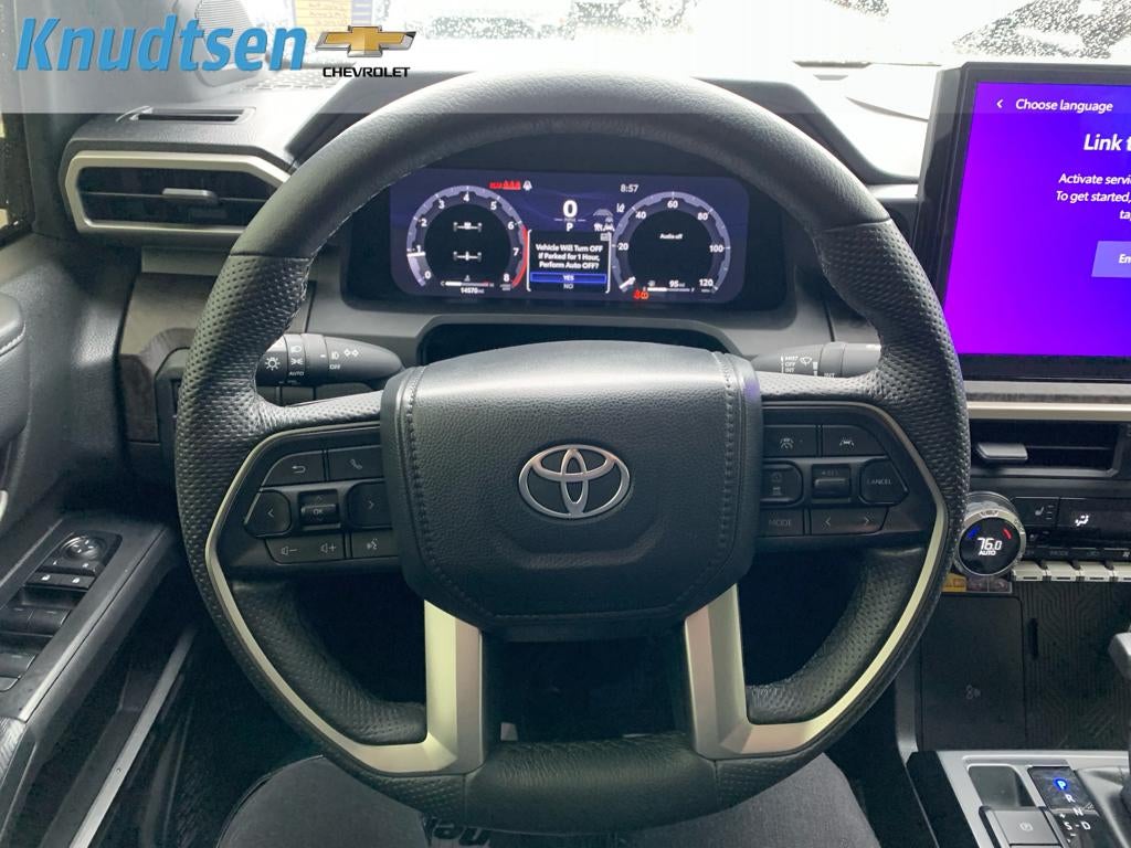 2024 Toyota Tacoma 4WD SR5