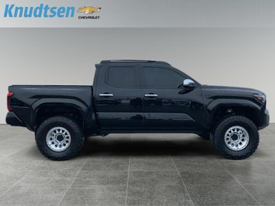 2024 Toyota Tacoma 4WD SR5