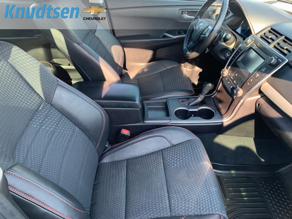 2015 Toyota Camry SE