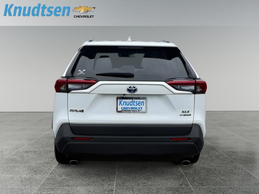 2022 Toyota RAV4 Hybrid XLE