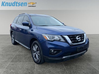 2020 Nissan Pathfinder SL