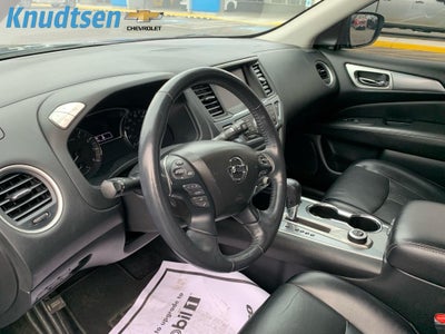 2020 Nissan Pathfinder SL