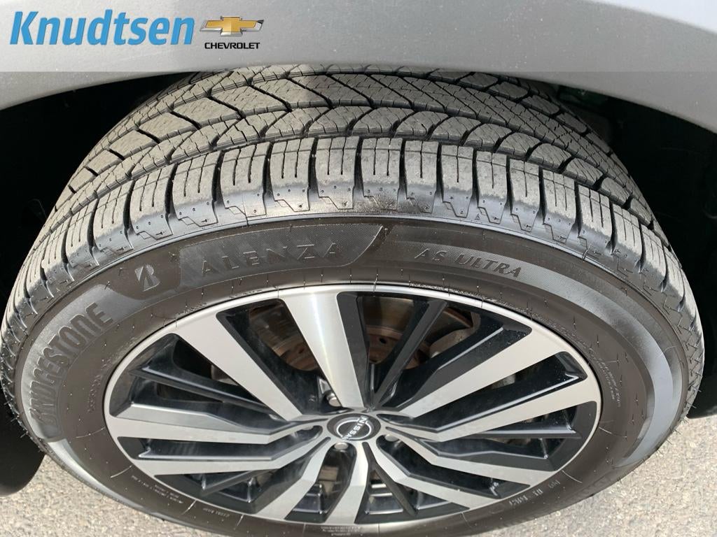 2023 Nissan Pathfinder Platinum 4WD