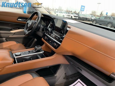 2023 Nissan Pathfinder Platinum 4WD