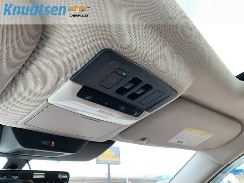 2023 Nissan Pathfinder Platinum 4WD