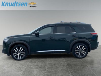 2023 Nissan Pathfinder Platinum 4WD