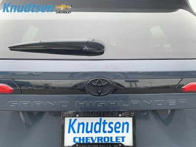 2024 Toyota Grand Highlander XLE