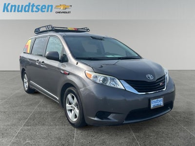 2013 Toyota Sienna LE AAS