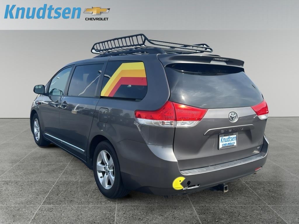 2013 Toyota Sienna LE AAS