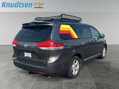 2013 Toyota Sienna LE AAS