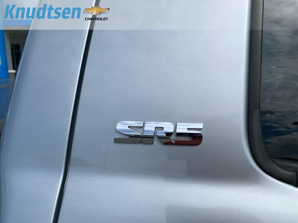 2015 Toyota Tundra SR5 5.7L V8