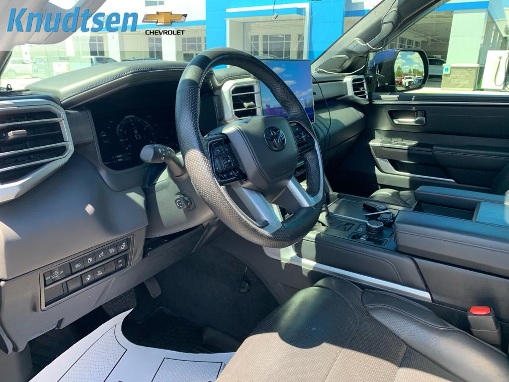 2023 Toyota Tundra Hybrid Platinum