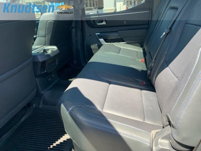 2023 Toyota Tundra Hybrid Platinum