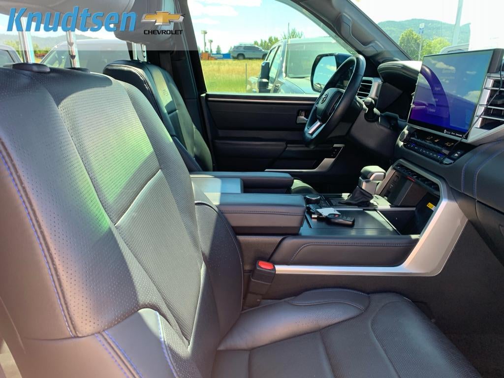 2023 Toyota Tundra Hybrid Platinum