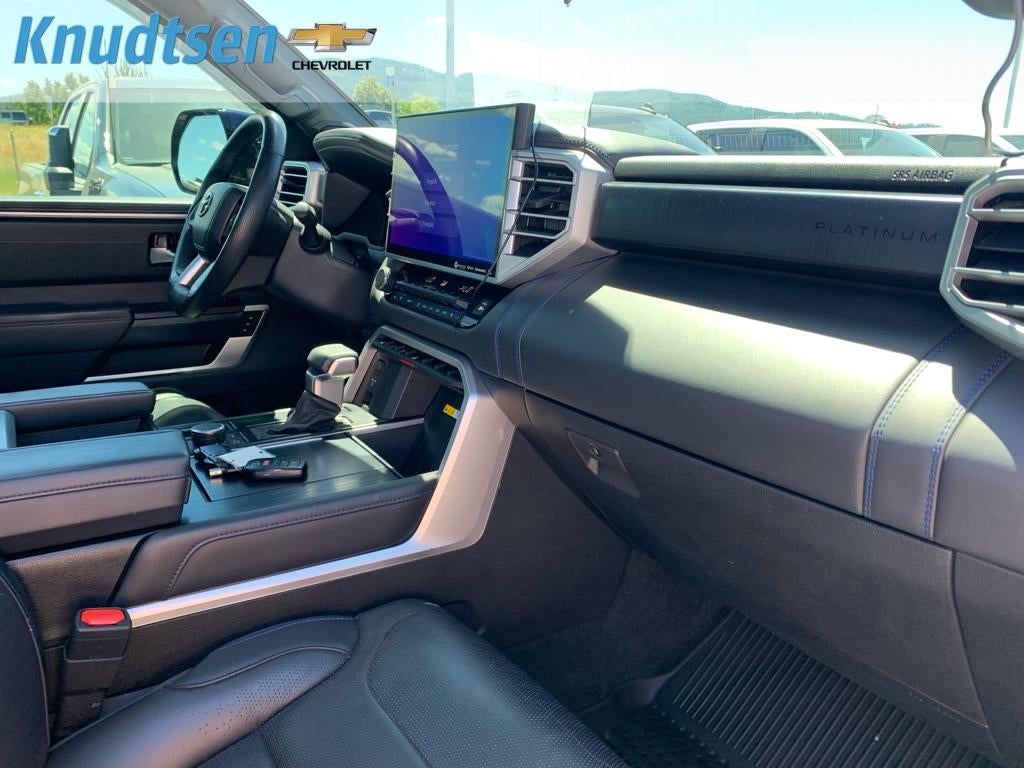 2023 Toyota Tundra Hybrid Platinum