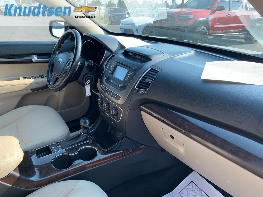 2015 Kia Sorento LX