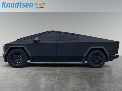 2025 Tesla Cybertruck Cyberbeast