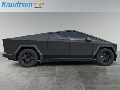 2025 Tesla Cybertruck Cyberbeast