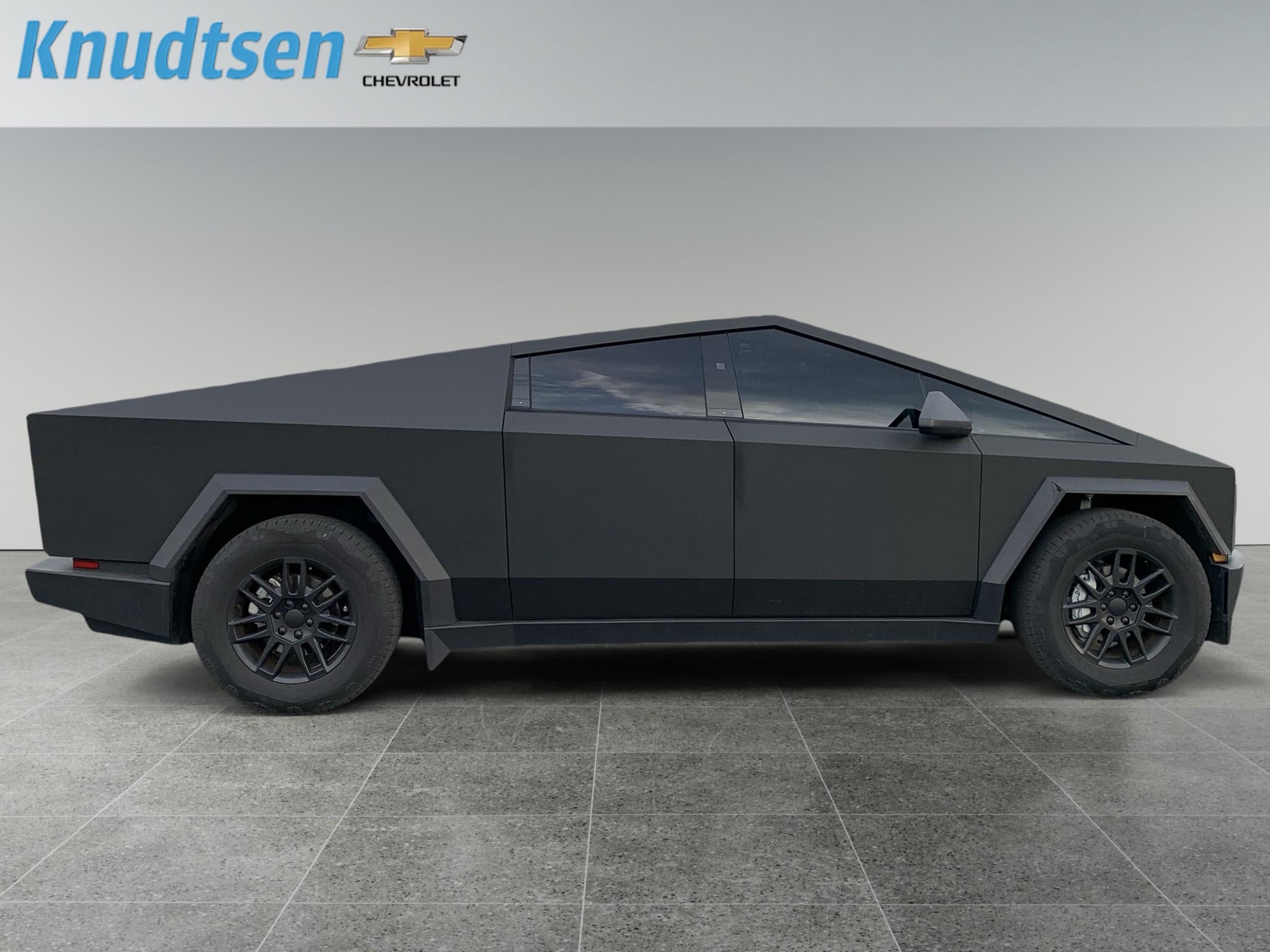2025 Tesla Cybertruck Cyberbeast