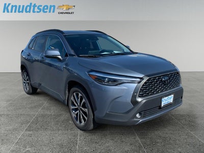 2022 Toyota Corolla Cross XLE