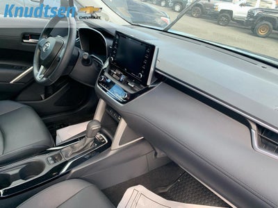2022 Toyota Corolla Cross XLE
