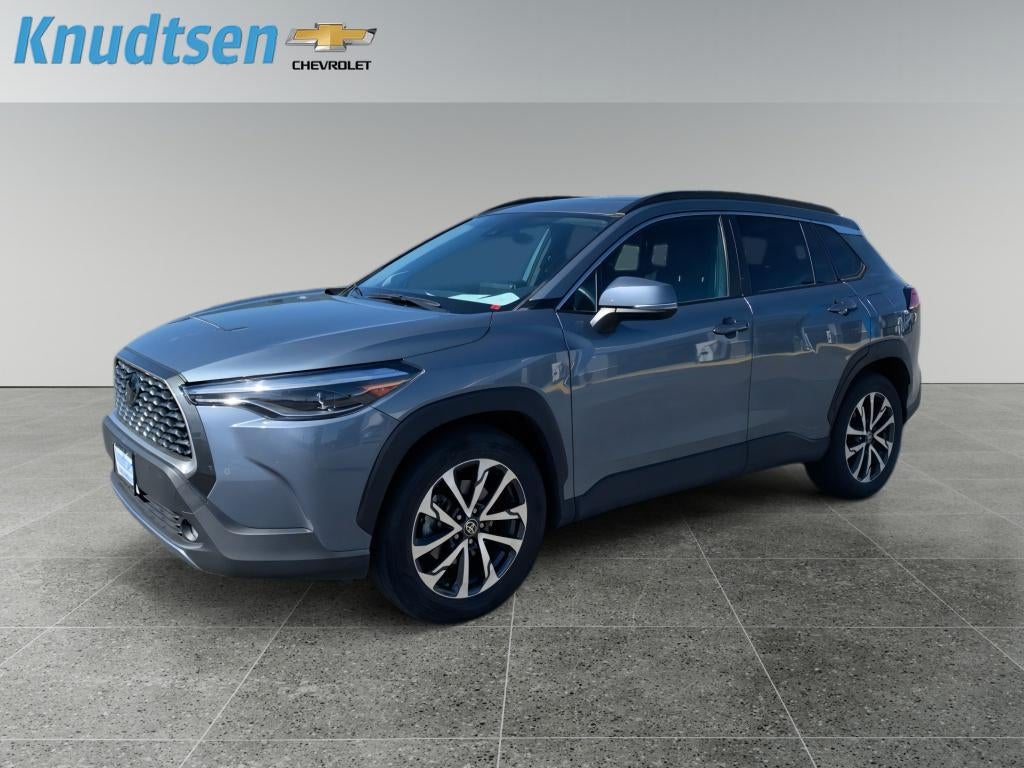 2022 Toyota Corolla Cross XLE