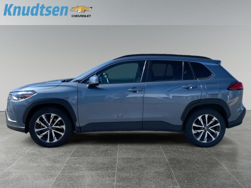 2022 Toyota Corolla Cross XLE