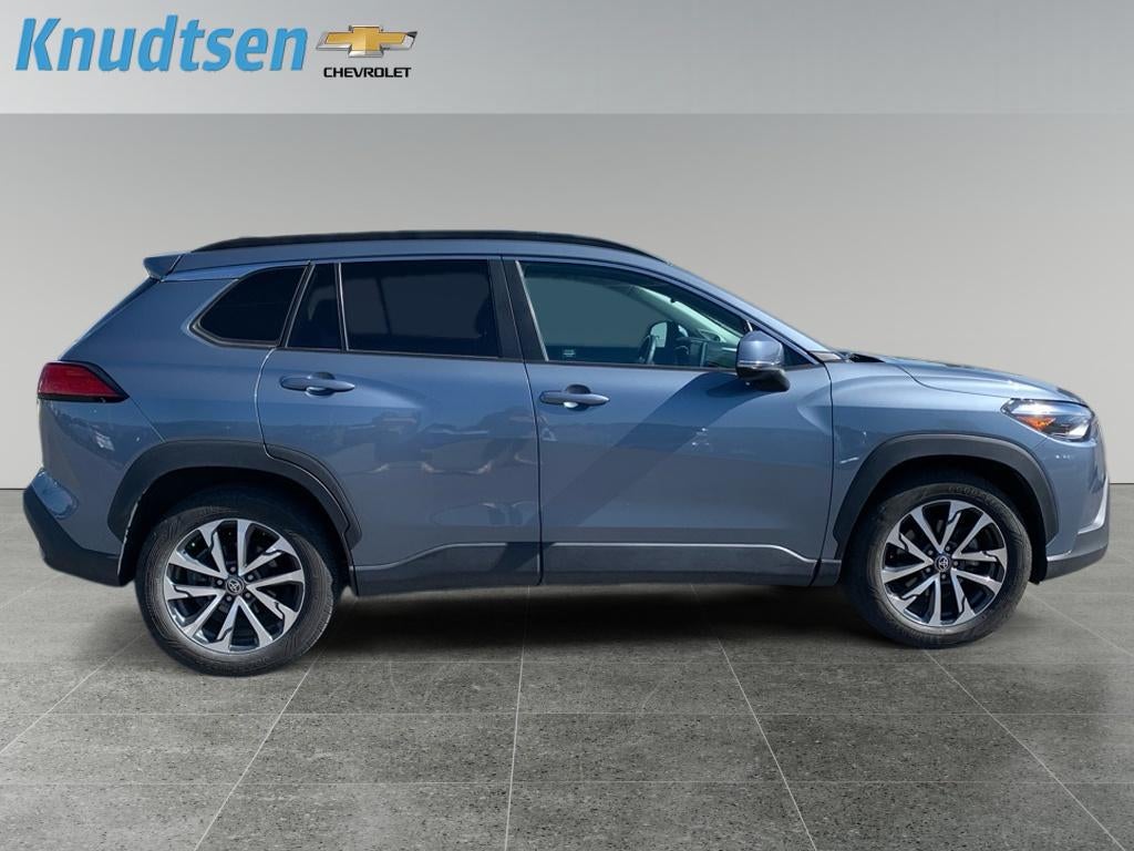 2022 Toyota Corolla Cross XLE
