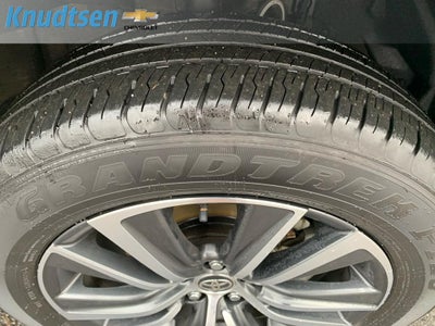 2024 Toyota Venza LE