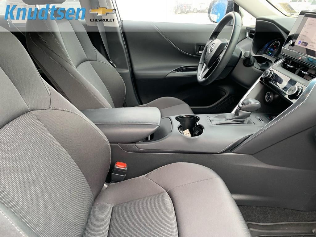 2024 Toyota Venza LE