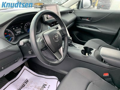 2024 Toyota Venza LE