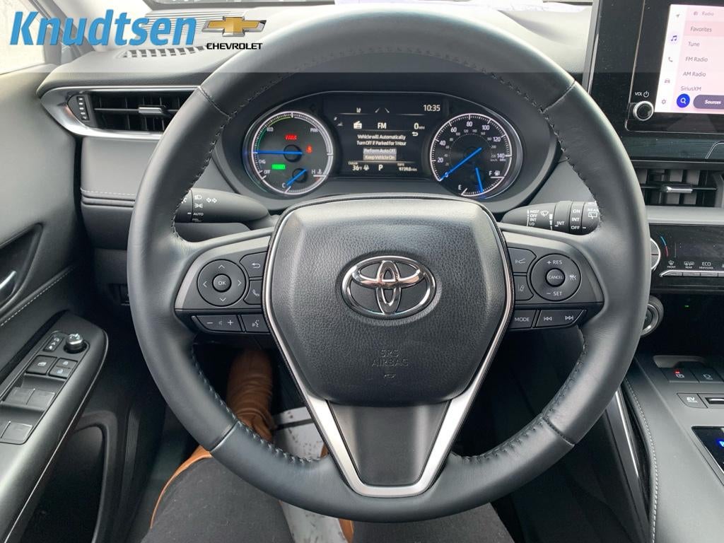 2024 Toyota Venza LE