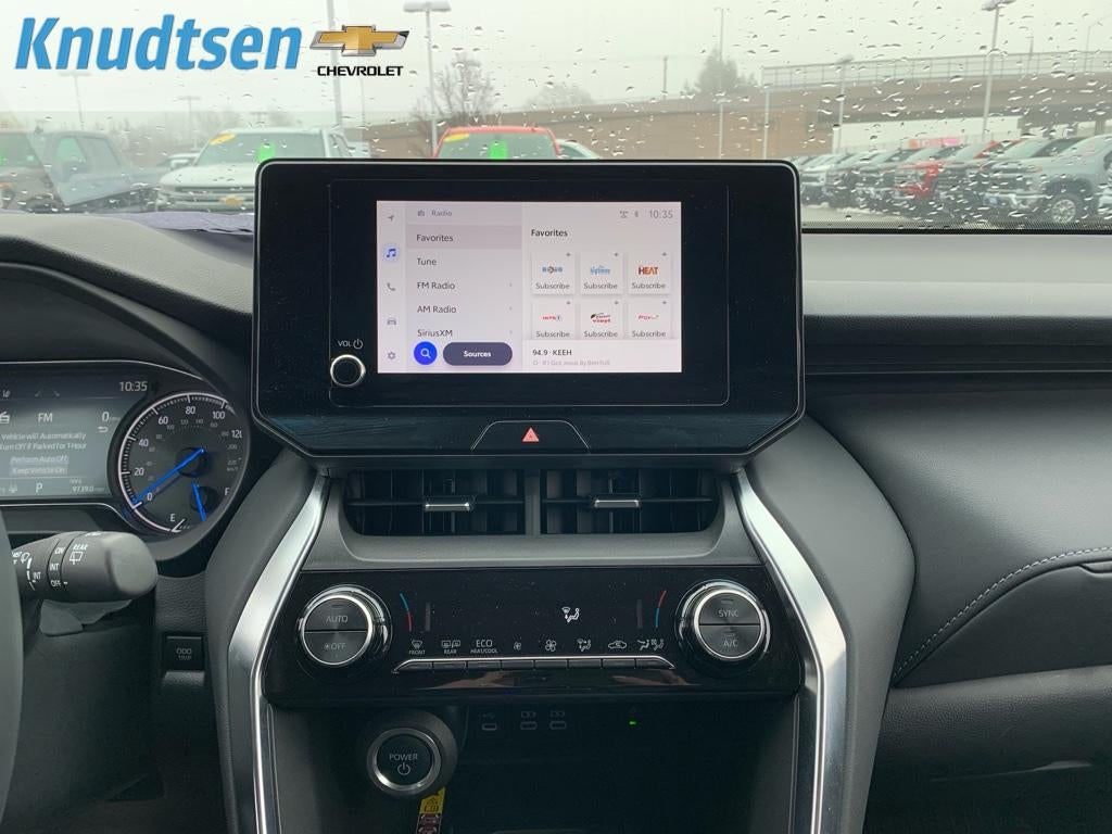 2024 Toyota Venza LE