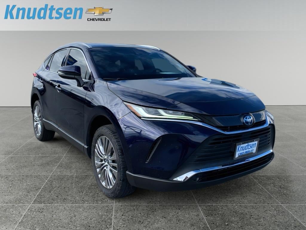 2022 Toyota Venza XLE