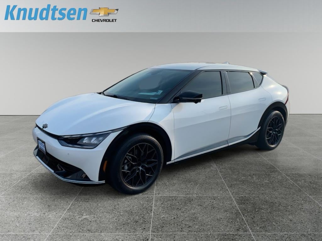 2024 Kia EV6 Wind