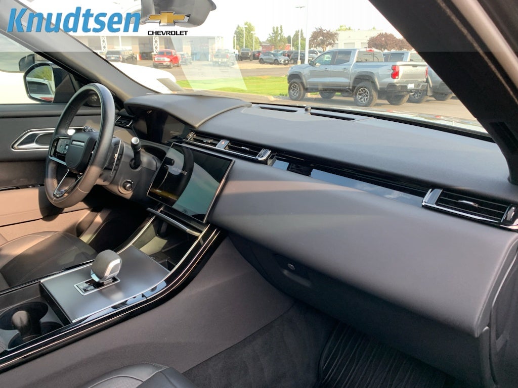 2025 Land Rover Range Rover Velar P250 Dynamic SE