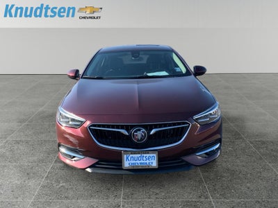 2018 Buick Regal Sportback Essence