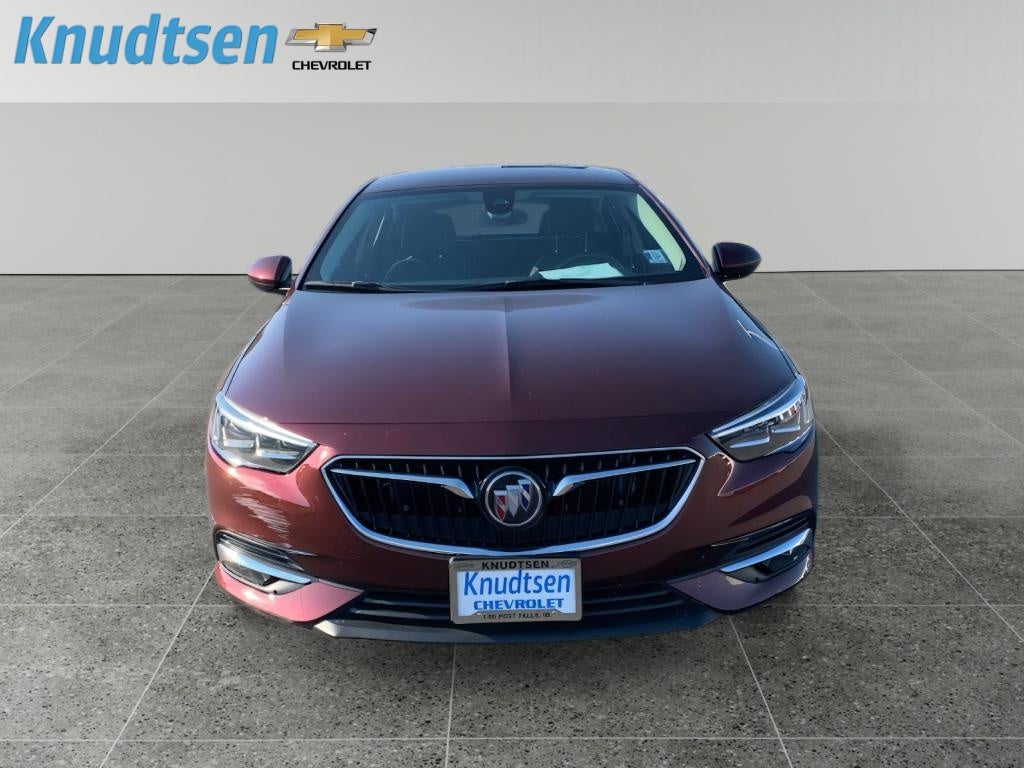 2018 Buick Regal Sportback Essence
